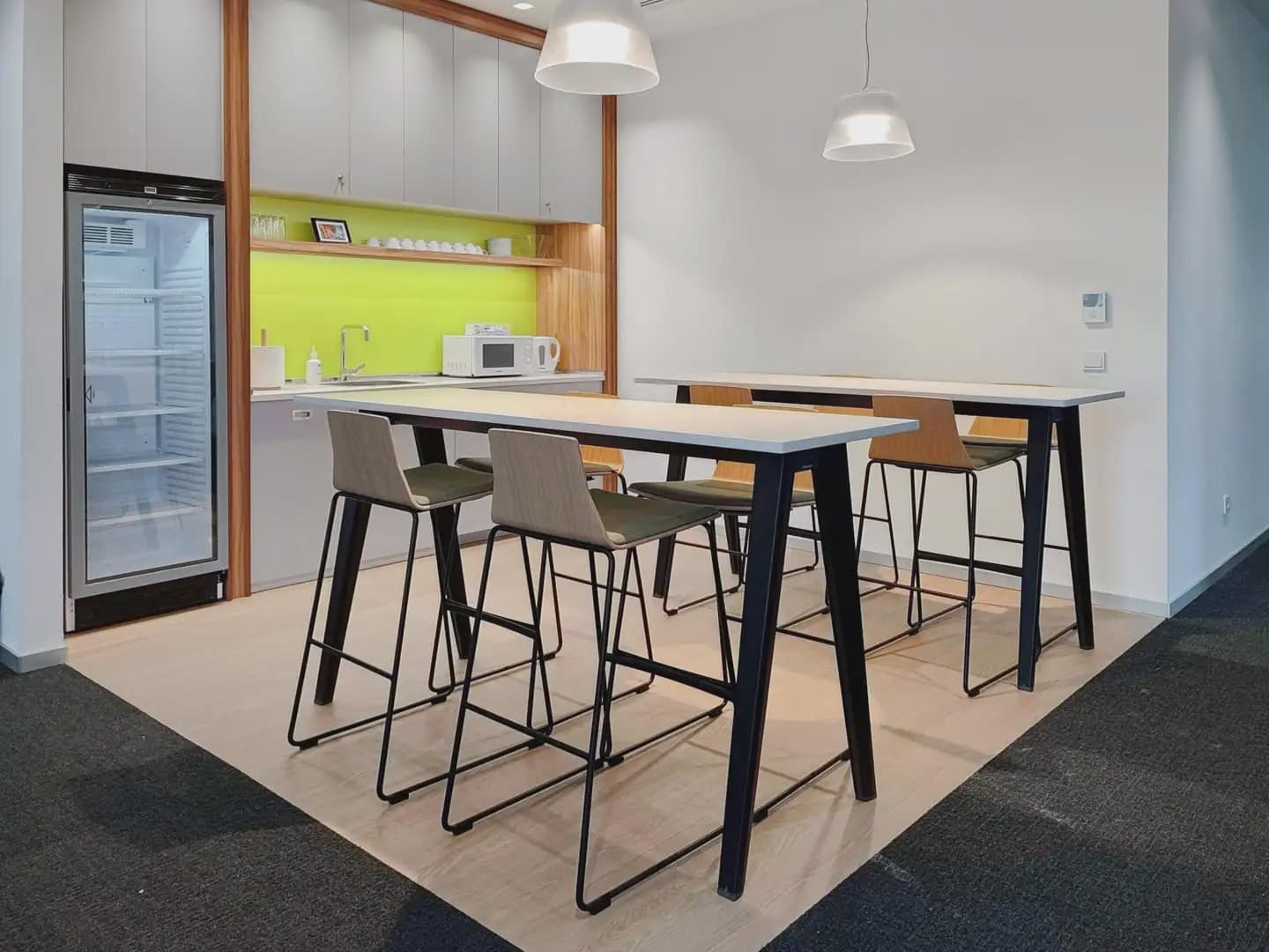 Oficina en Zaragoza ciudad en alquiler con garaje - 409 € (Ref: 9809693)