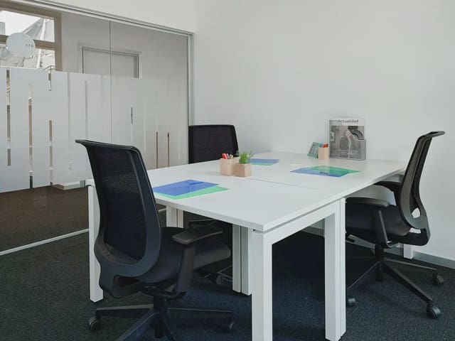 Oficina en Zaragoza ciudad en alquiler con garaje - 189 € (Ref: 9809695)