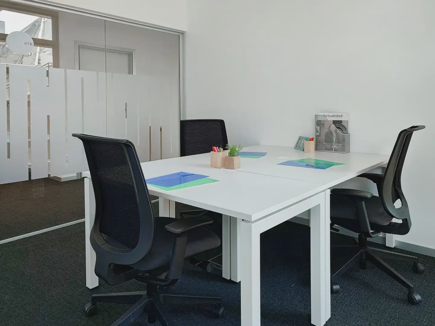 Oficina en Zaragoza ciudad en alquiler con garaje - 2.037 € (Ref: 9809699)