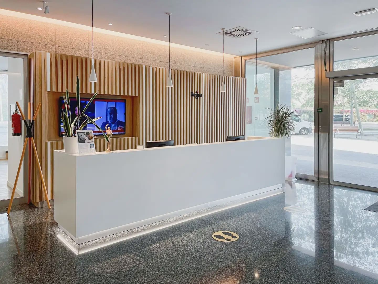 Kontor til leie i Barcelona by med garasje - € 1 158 (Ref: 9809701)