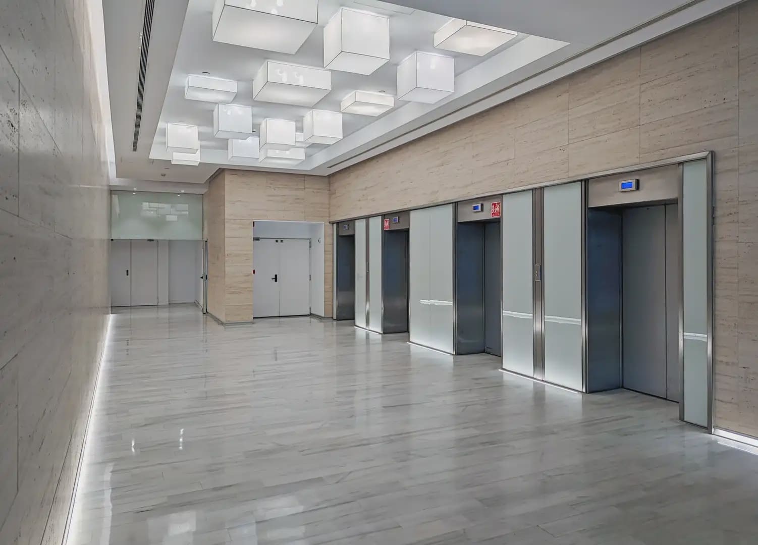 Office for rent in Madrid city with garage - € 629 (Ref: 9809713)