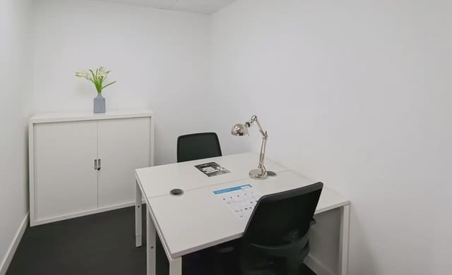 Oficina en Castellana, Madrid ciudad en alquiler con garaje - 3.909 € (Ref: 9809720)