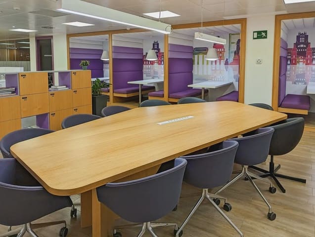 Oficina en Castellana, Madrid ciudad en alquiler con garaje - 3.909 € (Ref: 9809720)
