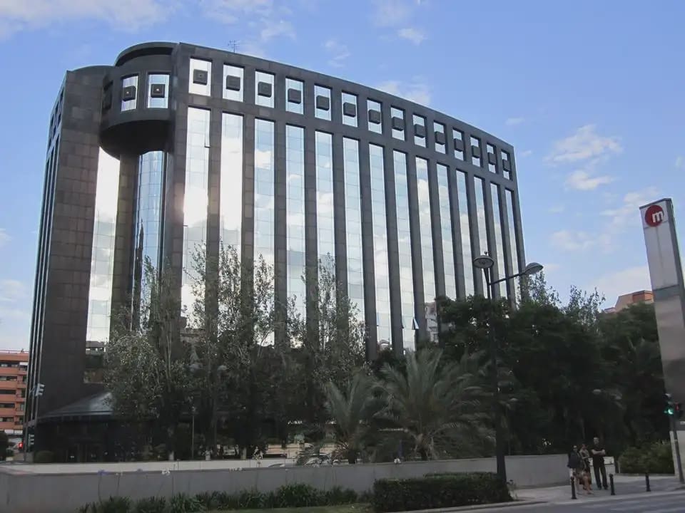 Büro zu vermieten in Valencia Stadt mit Garage - 1.198 € (Ref: 9809932)