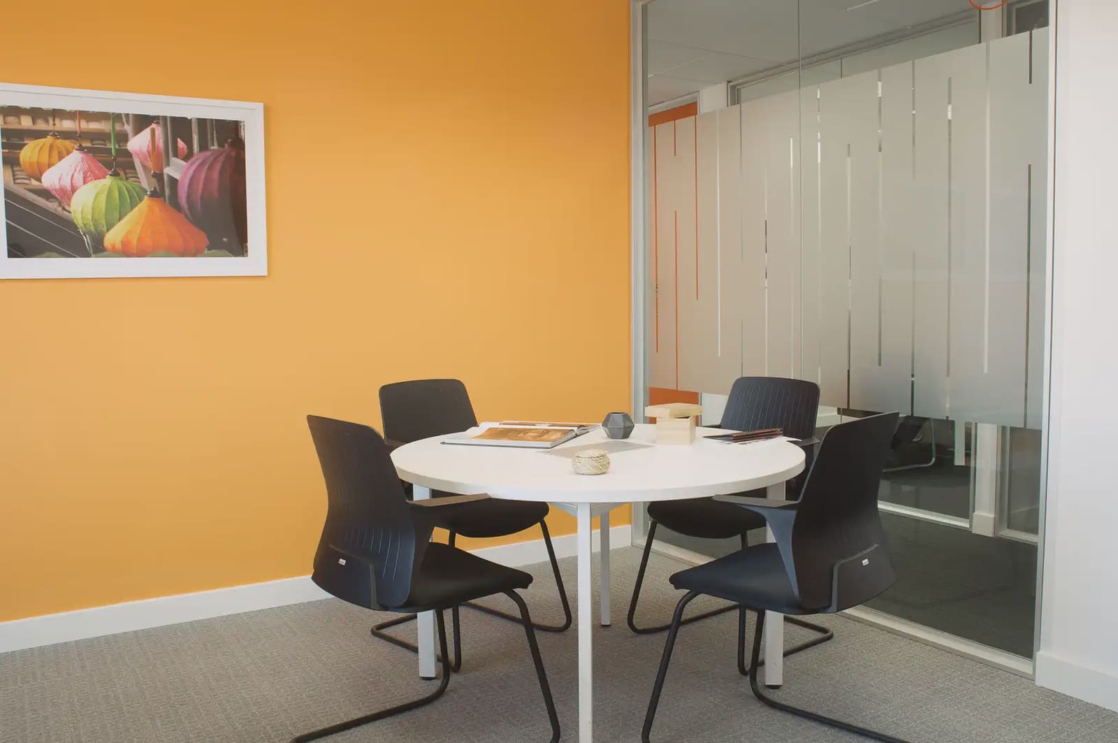 Büro zu vermieten in Valencia Stadt mit Garage - 1.198 € (Ref: 9809932)