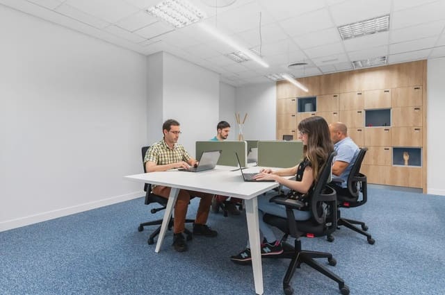 Büro zu vermieten in Toledo Stadt mit Garage - 219 € (Ref: 9809944)