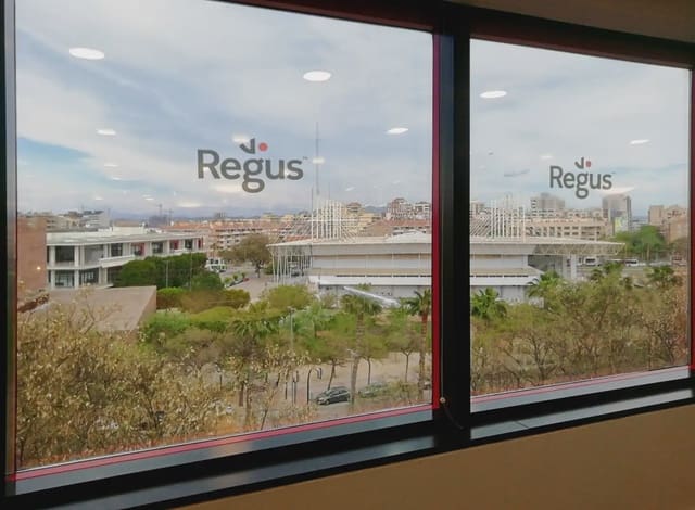 Office for rent in Santa María de Gracia, Murcia city with garage - € 109 (Ref: 9809955)