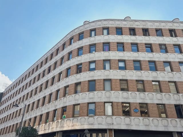 Kontor att hyra i Bilbao med garage - 189 € (Ref: 9809964)