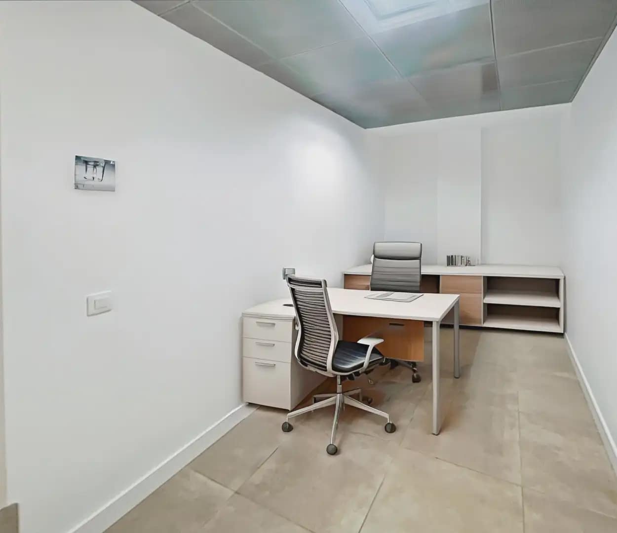 Büro zu vermieten in Zaragoza Stadt mit Garage - 379 € (Ref: 9809997)