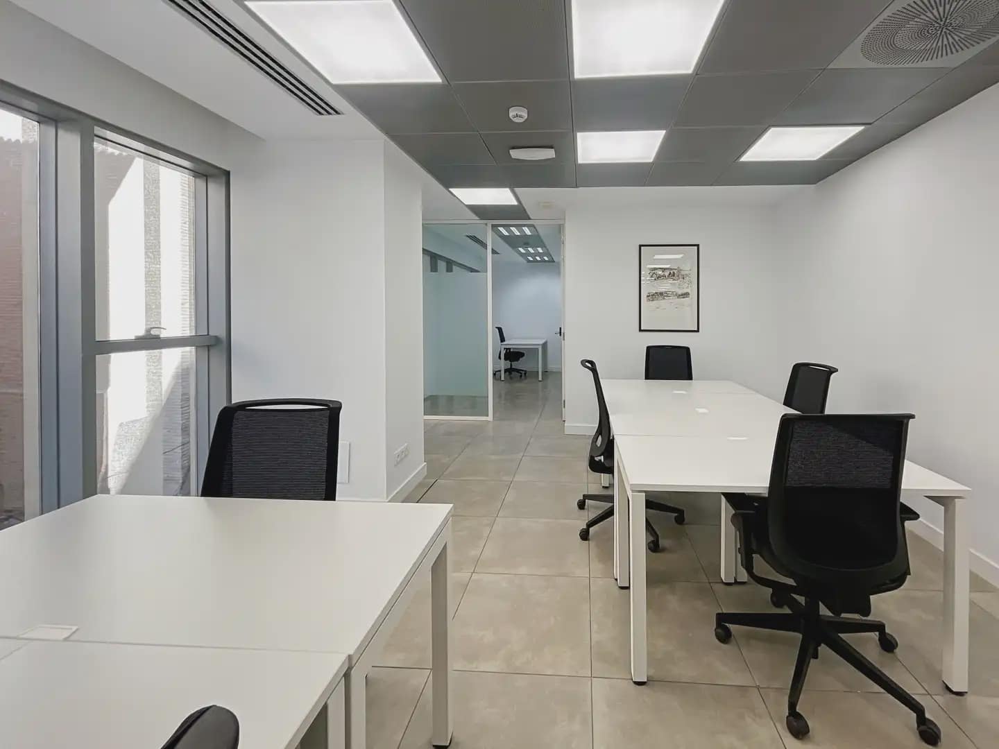Office for rent in Zaragoza city with garage - € 169 (Ref: 9809998)