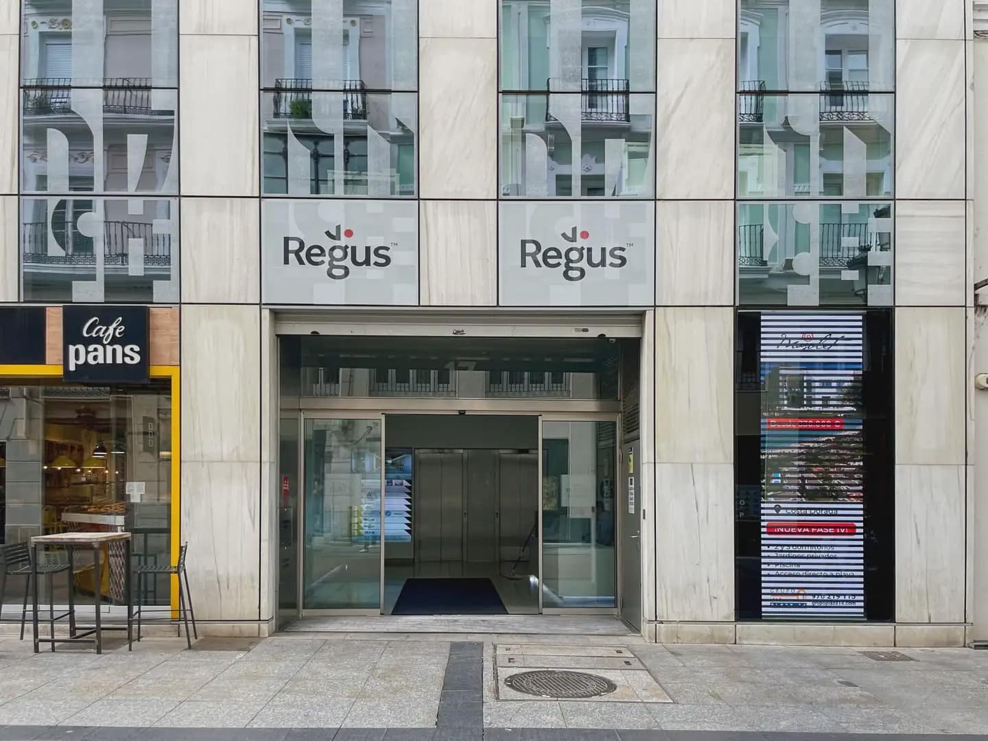 Office for rent in Zaragoza city with garage - € 169 (Ref: 9809998)