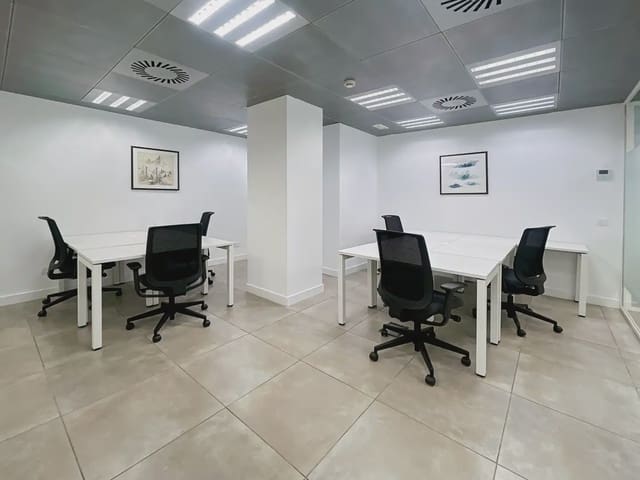 Büro zu vermieten in Zaragoza Stadt mit Garage - 279 € (Ref: 9809999)