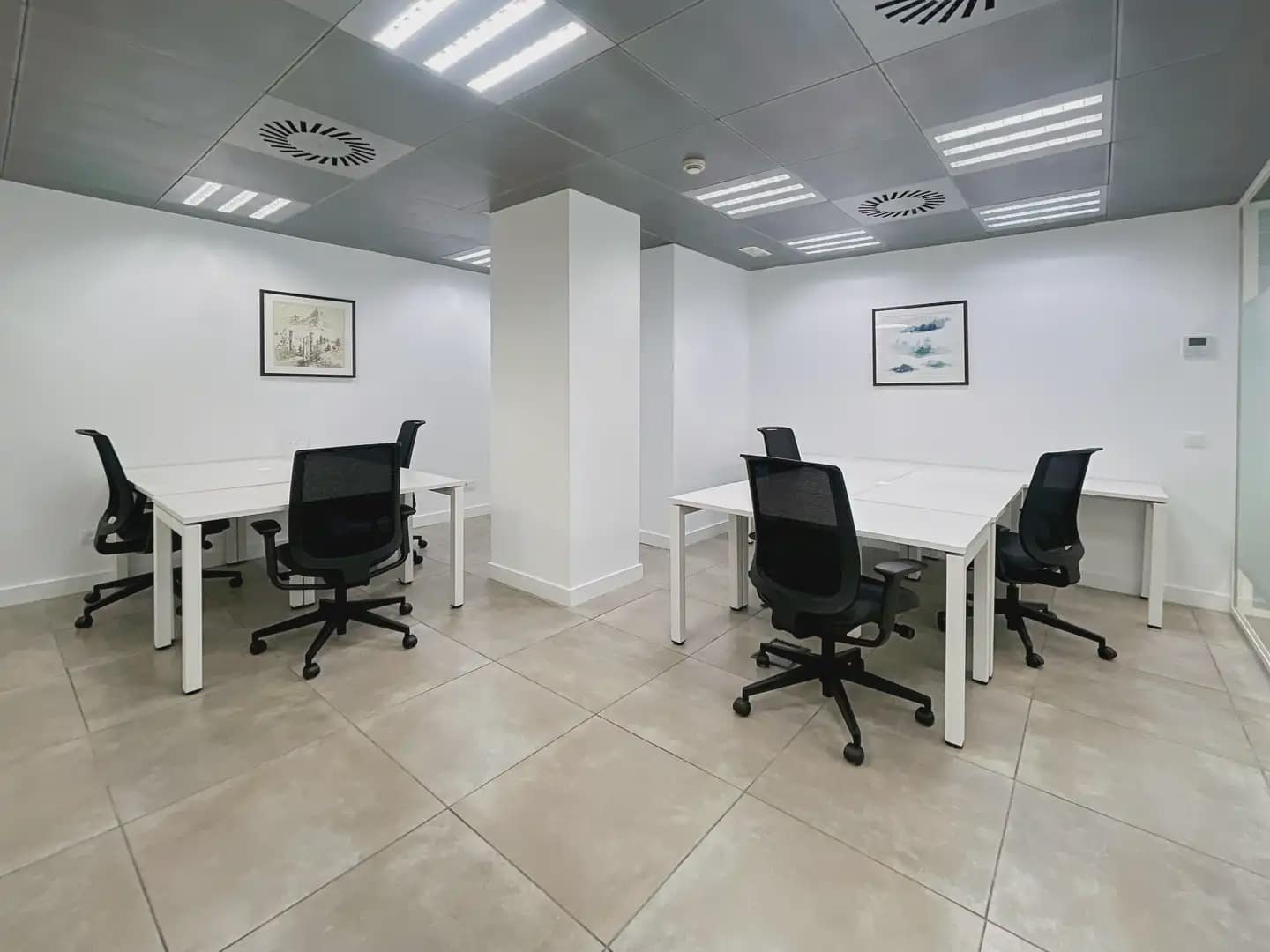 Office for rent in Zaragoza city with garage - € 309 (Ref: 9810000)