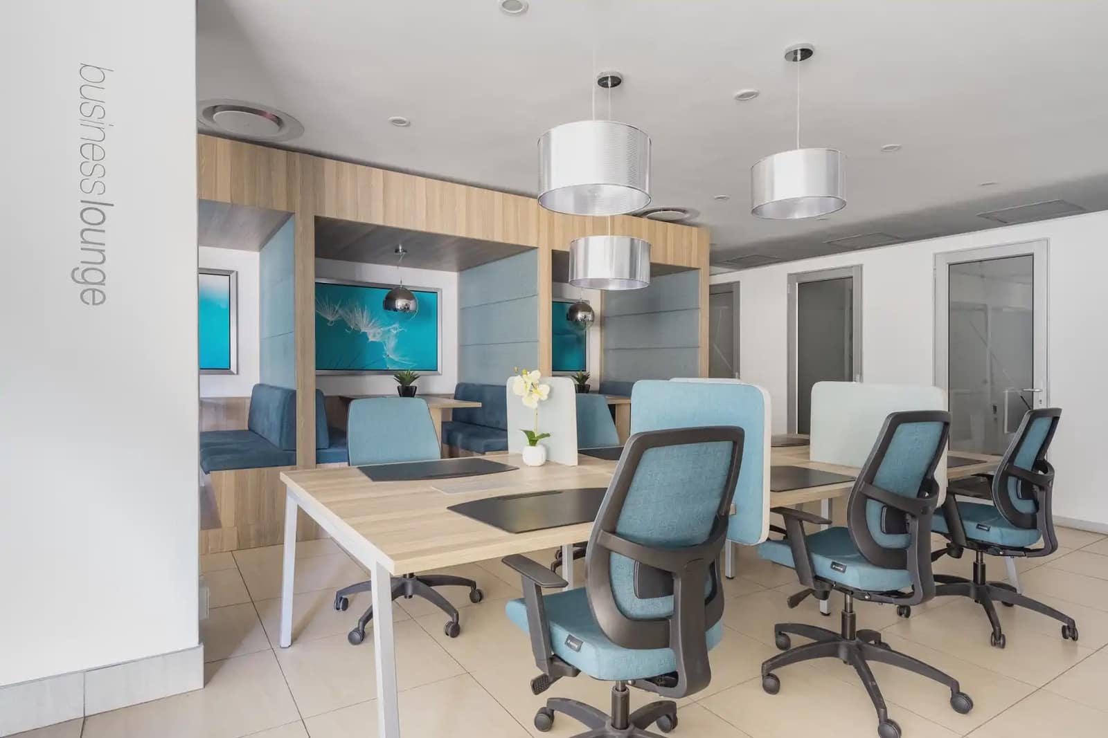 Kontor til leie i Oviedo med garasje - € 229 (Ref: 9810017)