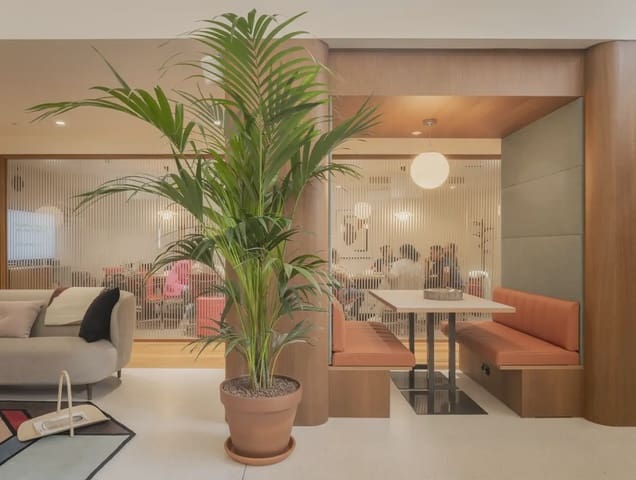 Kontor til leie i Recoletos, Madrid by med garasje - € 109 (Ref: 9810037)