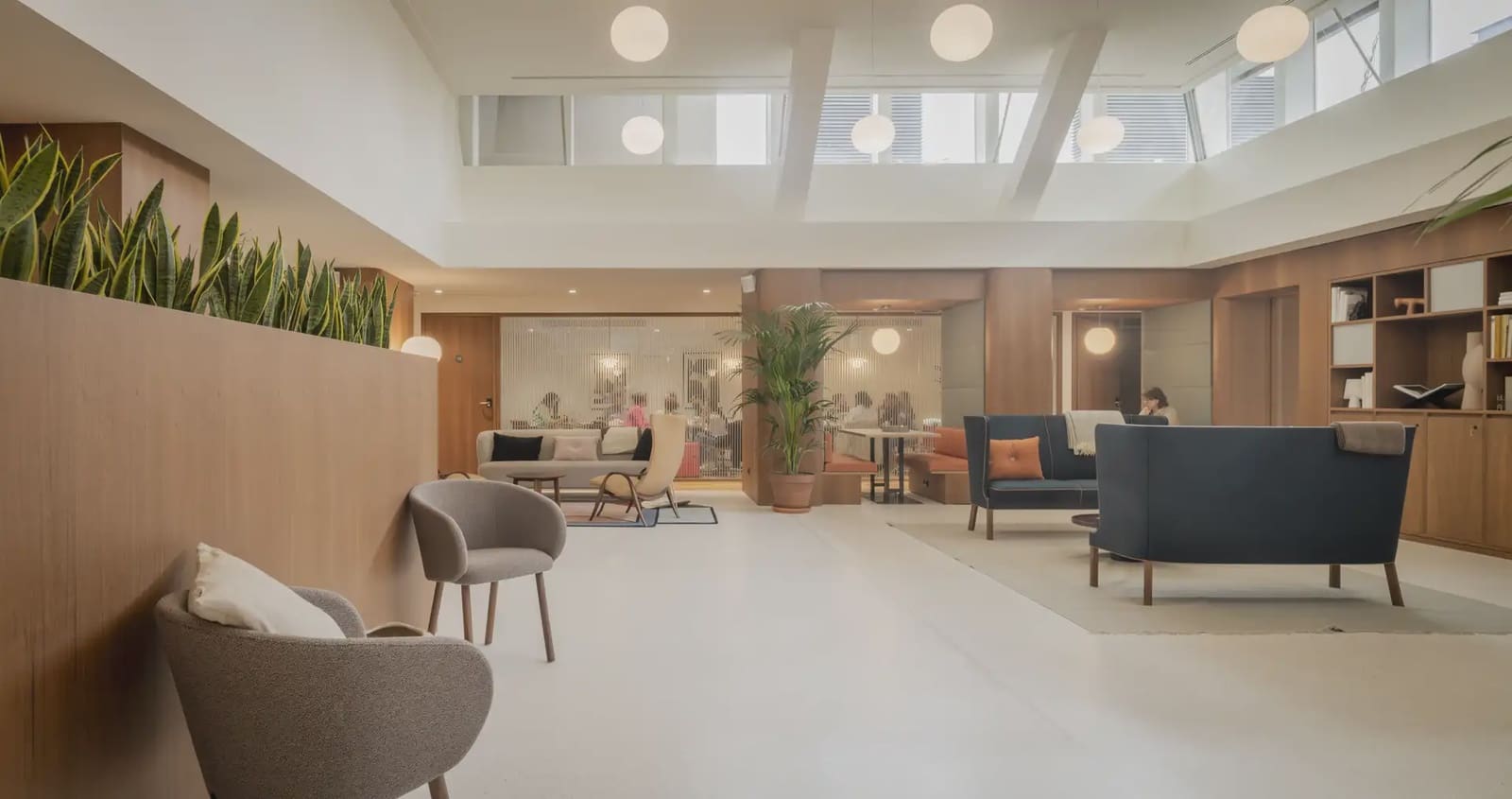 Kontor til leie i Madrid by med garasje - € 2 667 (Ref: 9810046)