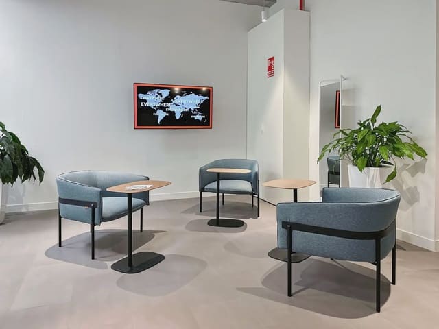 Ufficio da affittare in Valverde, Madrid città con garage - 109 € (Rif: 9810050)