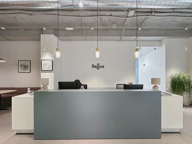 Büro zu vermieten in Valverde, Madrid Stadt mit Garage - 353 € (Ref: 9810059)
