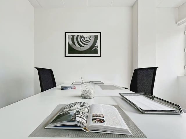 Office for rent in Tres Cantos with garage - € 119 (Ref: 9810063)