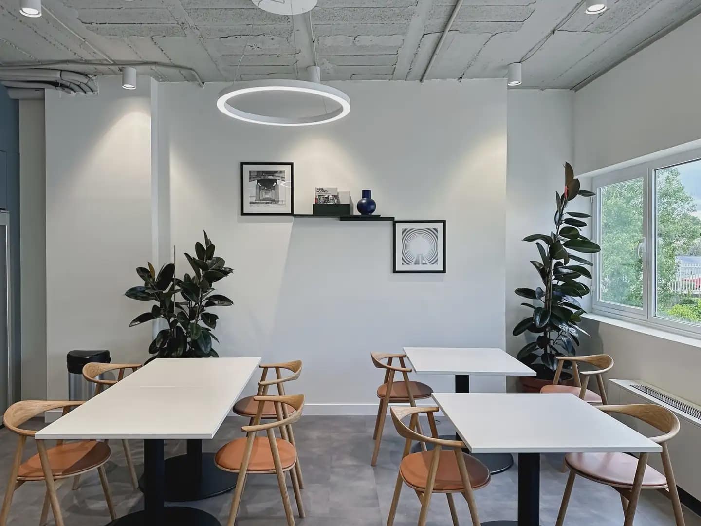 Kontor til leie i Tres Cantos med garasje - € 229 (Ref: 9810071)