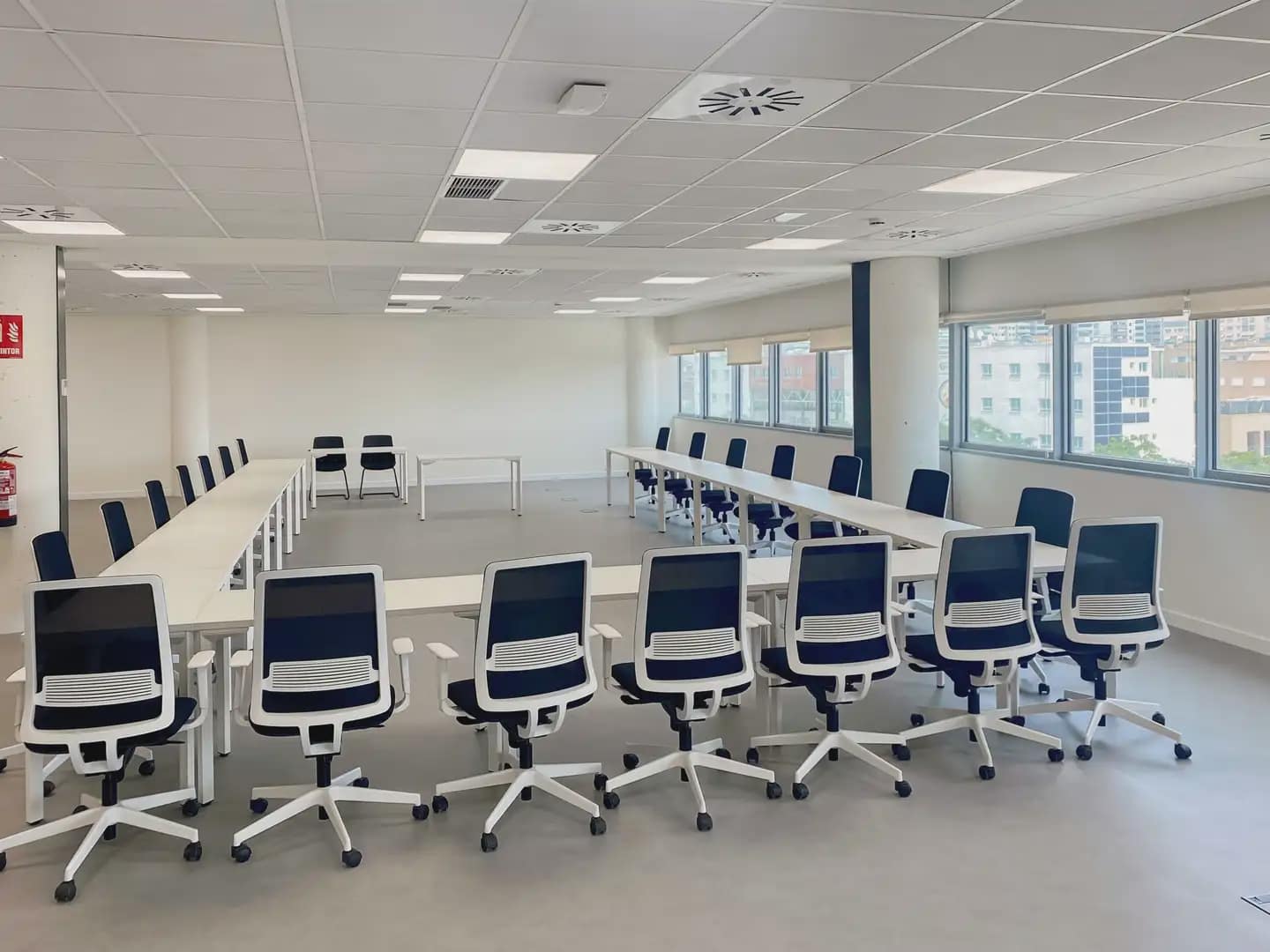 Büro zu vermieten in Rivas-Vaciamadrid mit Garage - 125 € (Ref: 9810088)