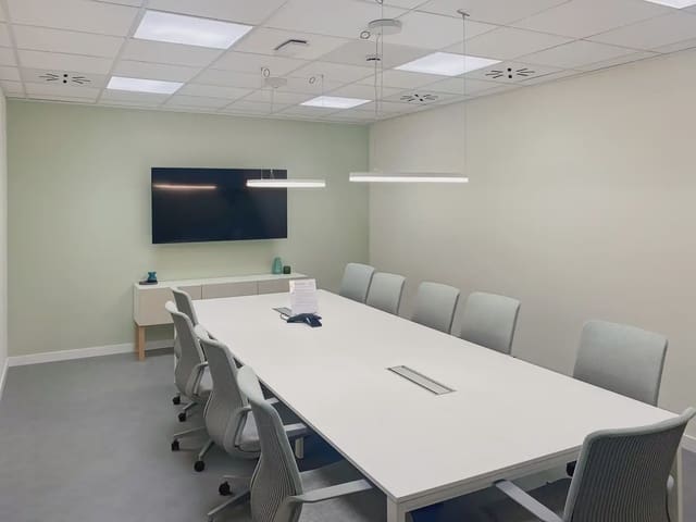 Büro zu vermieten in Rivas-Vaciamadrid mit Garage - 189 € (Ref: 9810089)