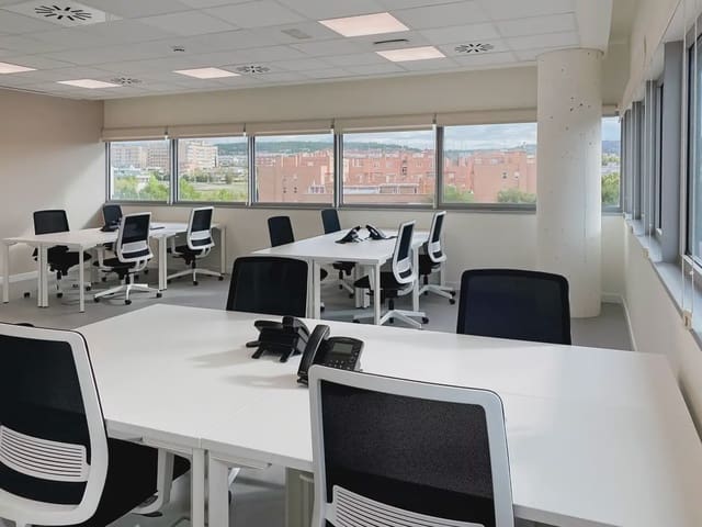 Büro zu vermieten in Rivas-Vaciamadrid mit Garage - 119 € (Ref: 9810090)