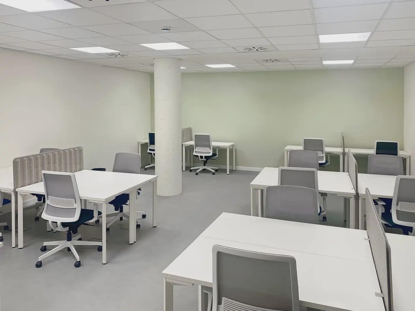 Büro zu vermieten in Rivas-Vaciamadrid mit Garage - 639 € (Ref: 9810091)