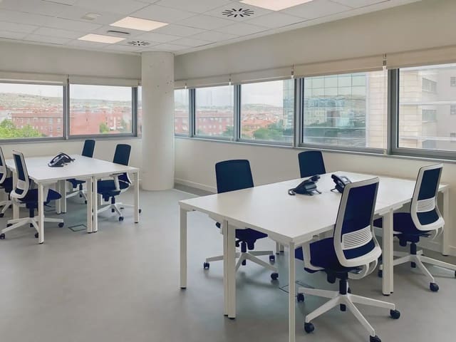 Büro zu vermieten in Rivas-Vaciamadrid mit Garage - 1.477 € (Ref: 9810099)