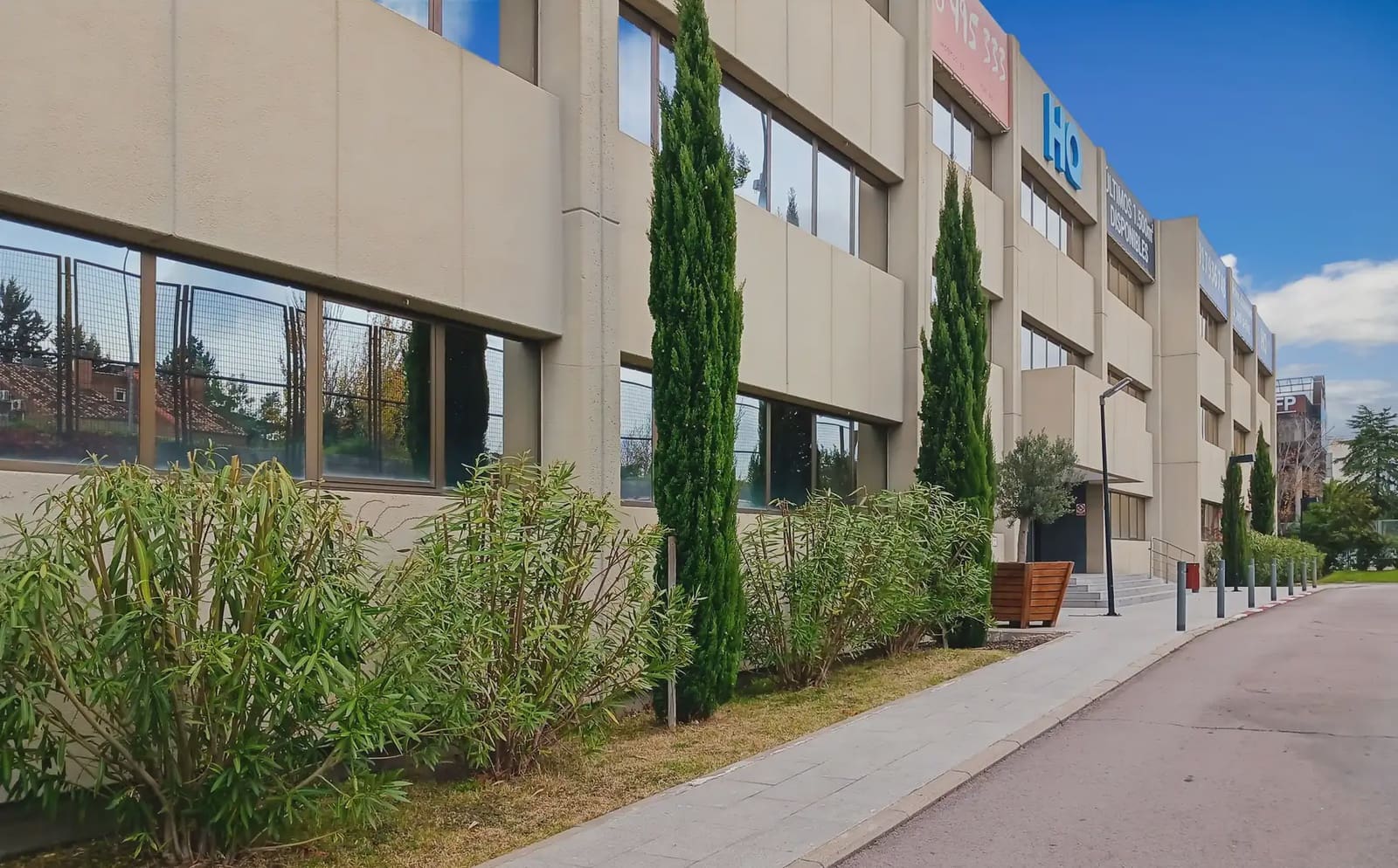Office for rent in Madrid city with garage - € 1,287 (Ref: 9810112)