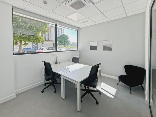 Büro zu vermieten in Camas mit Garage - 309 € (Ref: 9810118)