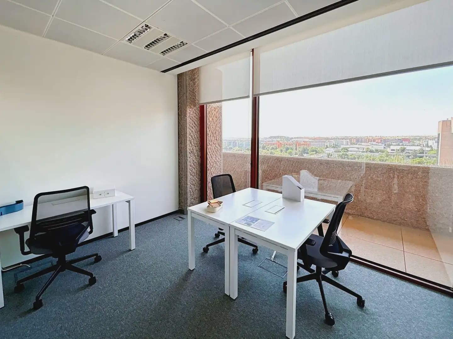 Kontor att hyra i Madrid stad med garage - 787 € (Ref: 9810135)