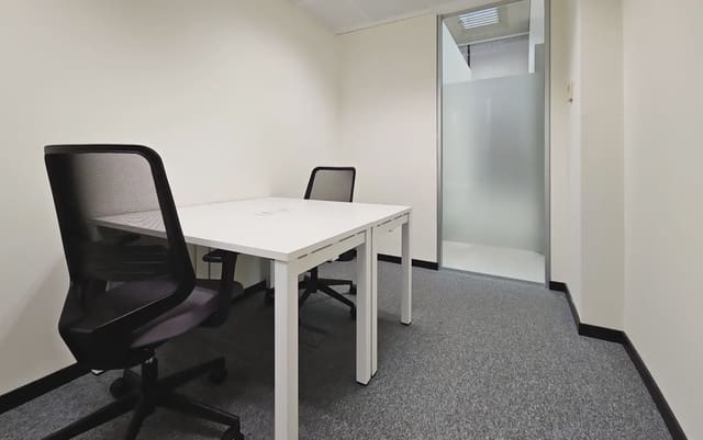 Kantoor te huur in Salvador, Madrid stad met garage - € 2.866 (Ref: 9810154)