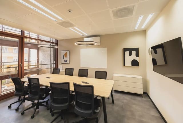 Kantoor te huur in Salvador, Madrid stad met garage - € 2.866 (Ref: 9810154)