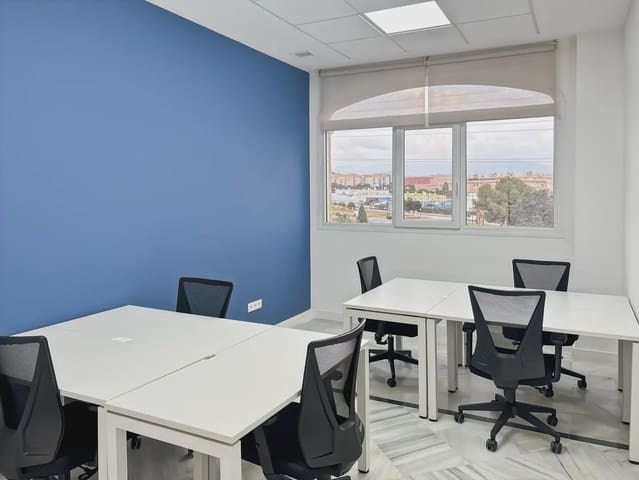 Bureau à louer à Parq Emp Alameda, Malaga ville avec garage - 309 € (Ref: 9810163)