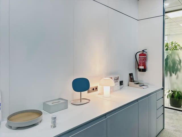 Büro zu vermieten in Corralejos, Madrid Stadt mit Garage - 3.556 € (Ref: 9810174)