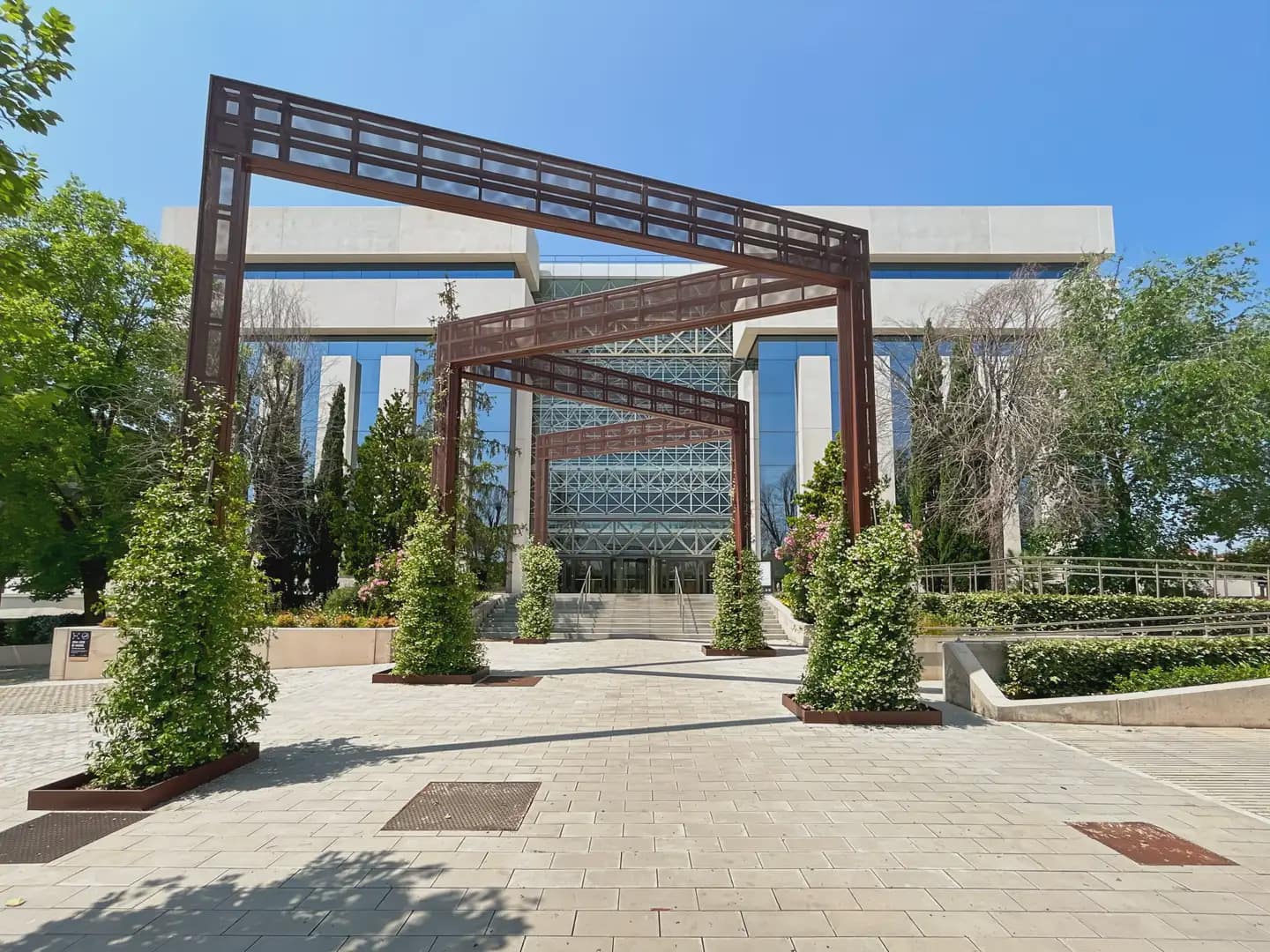 Escritório para arrendar em Madrid cidade com garagem - 1 139 € (Ref: 9810177)