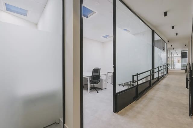 Büro zu vermieten in Guanarteme, Las Palmas de Gran Canaria mit Garage - 109 € (Ref: 9810191)