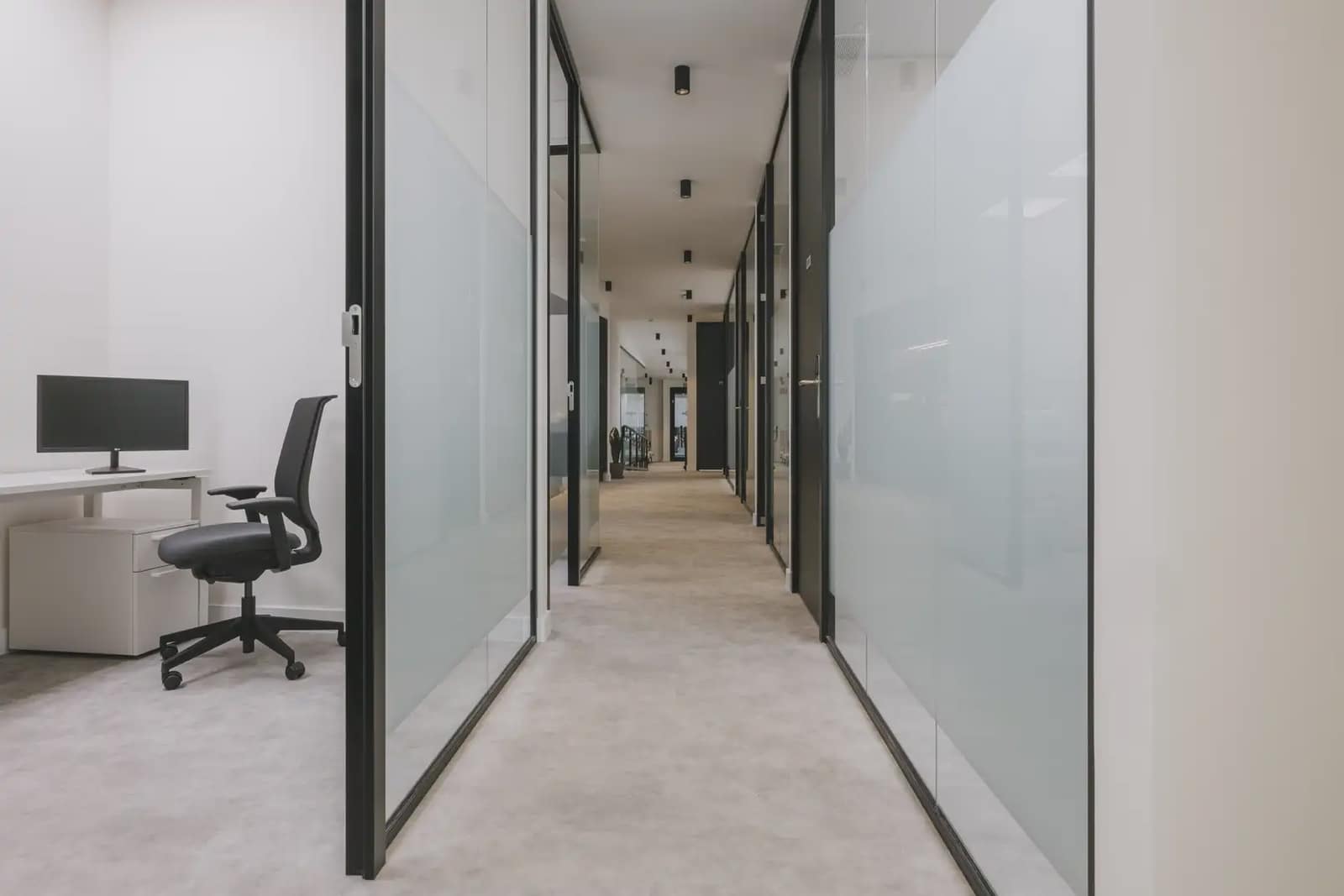 Ufficio da affittare in Las Palmas de Gran Canaria con garage - 978 € (Rif: 9810194)