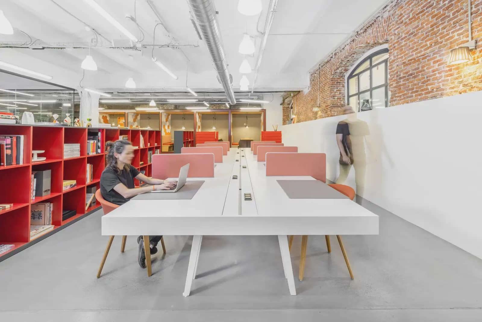 Büro zu vermieten in Madrid Stadt mit Garage - 109 € (Ref: 9810224)