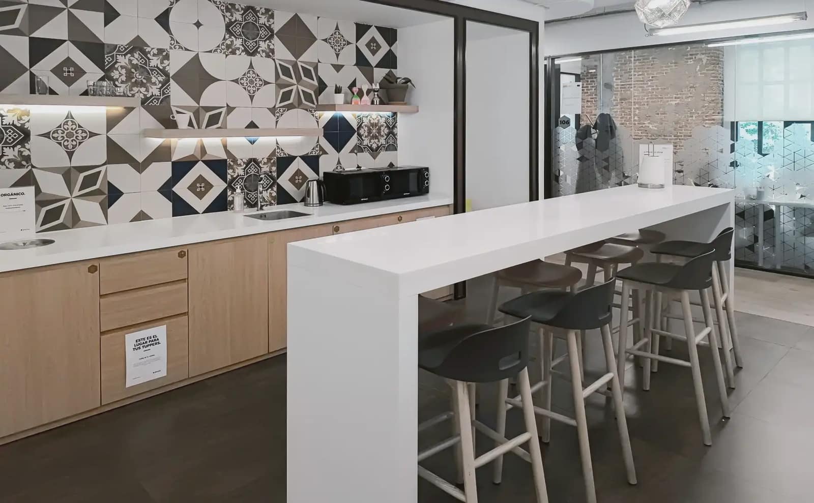 Büro zu vermieten in Madrid Stadt mit Garage - 1.709 € (Ref: 9810228)