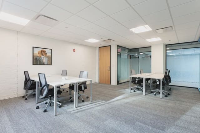 Kontor att hyra i El Poblenou, Barcelona stad med garage - 5 226 € (Ref: 9810241)