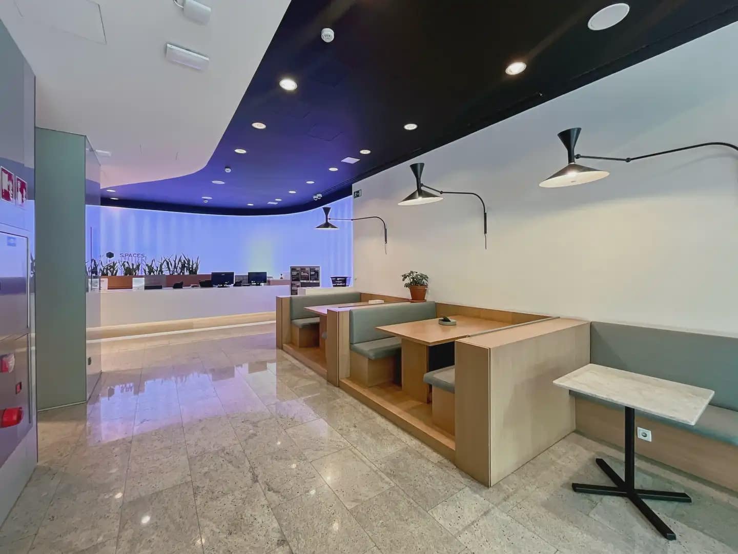 Oficina en Madrid ciudad en alquiler con garaje - 149 € (Ref: 9810251)