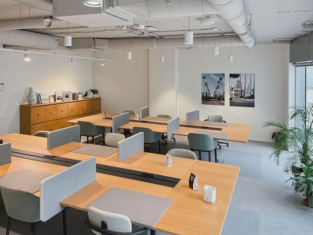 Oficina en Nueva España, Madrid ciudad en alquiler con garaje - 149 € (Ref: 9810251)