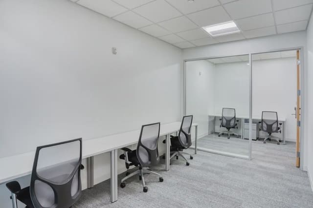 Oficina en Nueva España, Madrid ciudad en alquiler con garaje - 899 € (Ref: 9810253)