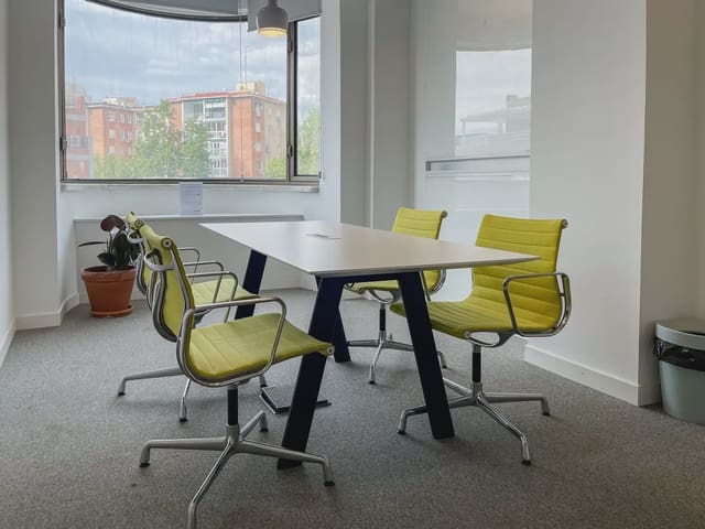 Office for rent in Prosperidad, Madrid city with garage - € 189 (Ref: 9810265)