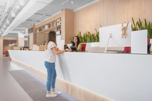 Ufficio da affittare in Prosperidad, Madrid città con garage - 2.458 € (Rif: 9810269)