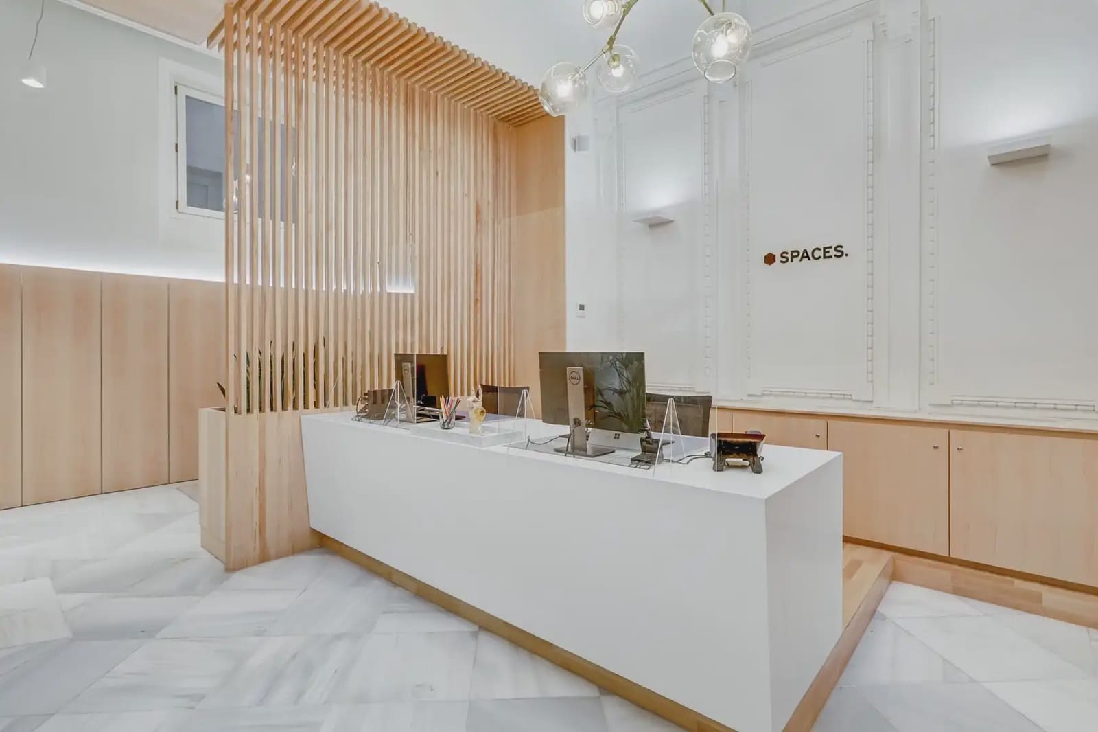 Kontor til leie i Madrid by med garasje - € 155 (Ref: 9810272)