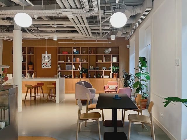 Biuro do wynajęcia w Justicia, Miasto Madryt z garażem - 155 € (Ref: 9810272)