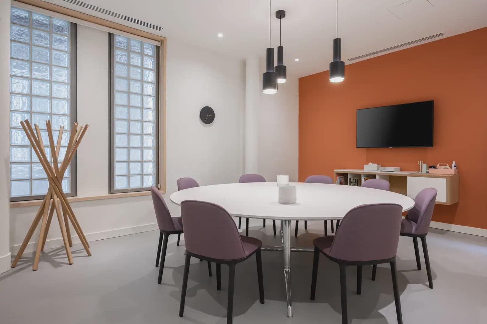 Kontor til leie i Madrid by med garasje - € 189 (Ref: 9810273)